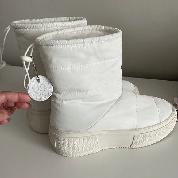 J/Slides Puffer Fur Waterproof Platform Boots - Picture 3 of 4